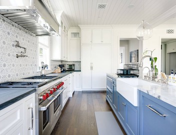 Casa dei Sogni-Brand New 5200 sq ft-3 level home 2