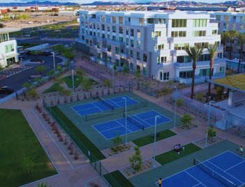 Casa Nube with Beach Club, Pickleball Court , Gym & Spa, Near Airport & Las Vegas Strip 4