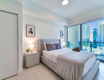 Central Brickell Condo Walk to Shops & Dining 4