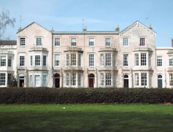 Central Cheltenham, Regency 1st Floor Apartment with PARKING, Cavalier Suite - Sleeps 6 3