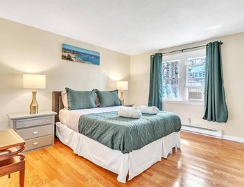Central Chic Crib 2