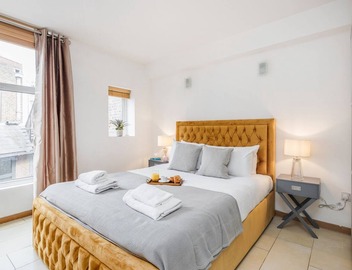 Central Holborn, lovely and bright apartment for 4, Air-Con 5