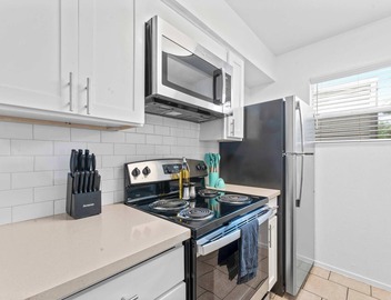 Central Hyde Park 2BR/2BA close to UT,Moody Center 4