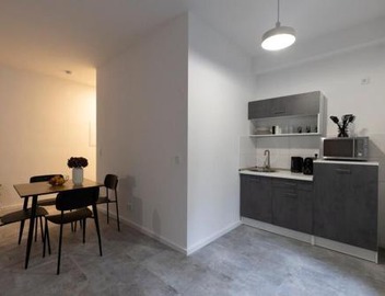 Central & Quiet I Bright Apartment in Steglitz 3