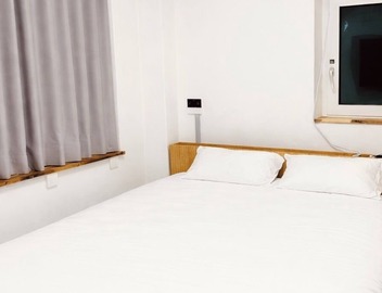 Central Seoul Cozy 1BR Stay. AC, Clean, Comfortable and Great Location 5