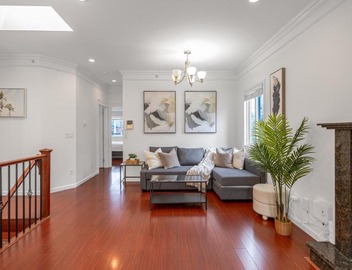 Central Spacious 3 Br Upstairs 3