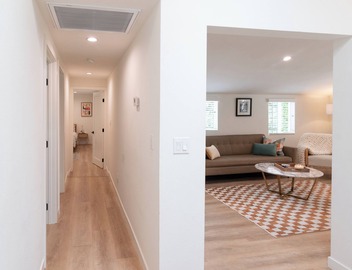 Central Thousand Oaks retreat close to shops & eats! 4