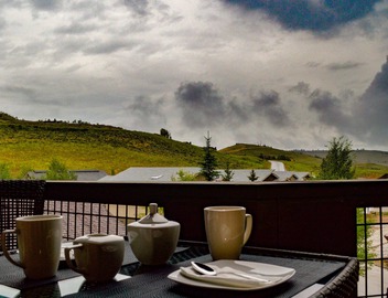 Chairway to Heaven - family friendly luxury condo ski in/out, mountain views 4