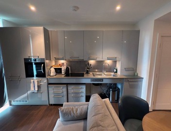 Charles Hope Apartment Canary Wharf 2