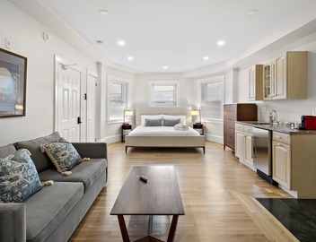 Charlesgate Suites 3