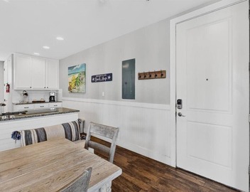 Charming 1-Bed Condo at Cinnamon Shore North Near Pools & Town Center 3