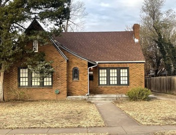 Charming 2-bedroom cottage in fabulous Amarillo with WiFi, AC 4
