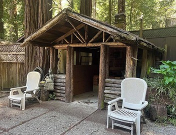 Charming 2 Bedroom House in the Butano Redwood Forest in Pescadero with Wi-Fi 4