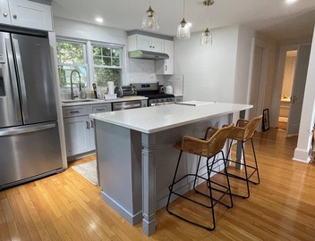 Charming 3-bedroom cottage in tranquil South Portland with WiFi 3