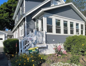 Charming 3-bedroom cottage in tranquil South Portland with WiFi 5