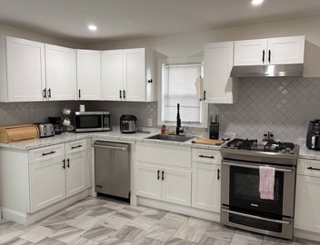 Charming 3-bedroom house with fast WiFi and is pet-friendly in Brockton 2
