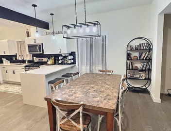 Charming 3-bedroom house in Olde Burien 2