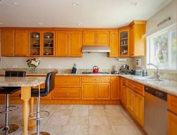 Charming 3BR/2BA house with FREE Parking/WiFi in Heart of Culver City & Sony 4