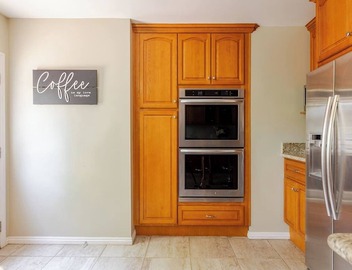 Charming 3BR/2BA house with FREE Parking/WiFi in Heart of Culver City & Sony 5