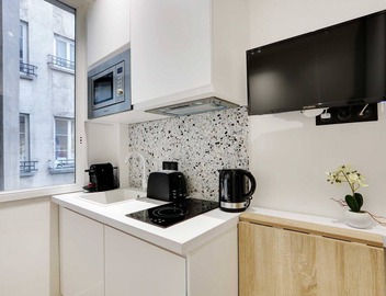 Charming AC Studio Center of Paris 5