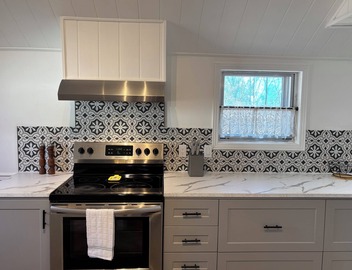 Charming Beaconsfield Home 3