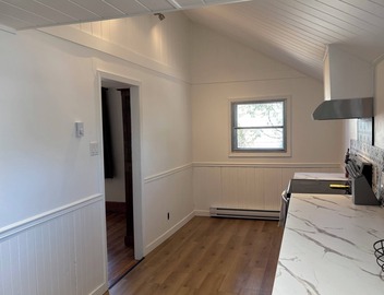 Charming Beaconsfield Home 5