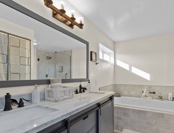 Charming Bothell Villa 5