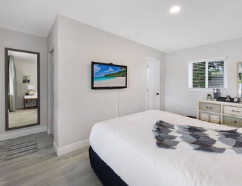 Charming Clean Studio in Downtown Clearwater 2