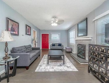 Charming Monrovia Bungalow Near Pasadena and LA 4