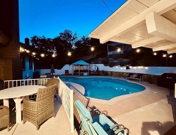 Charming/Private/Centrally Located, 3B/2.5B Home 5
