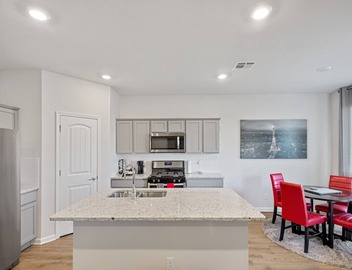 Charming Retreat 30 Minutes from Vibrant New Orleans - Ideal Short-Term Rental! 2