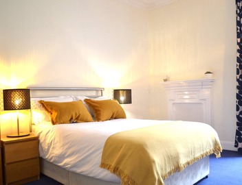 Charming Spacious Central Apartment 5