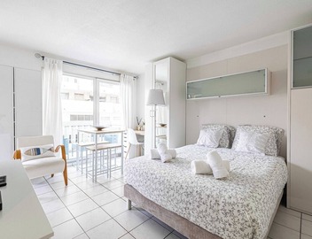 Charming Studio with balcony & pool -Heart of Nice 4