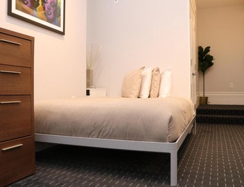 Charming & Stylish Studio on Beacon Hill #3 2