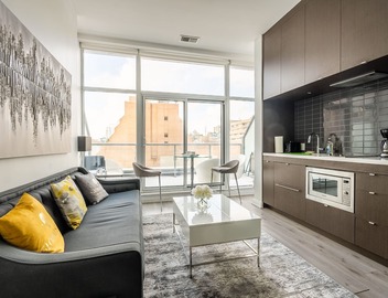 Charming Yorkville Condos 4
