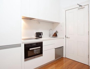 Chic and Characterful Studio Apartment 2