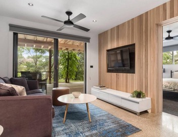Chic Beach Studio - This chic two bedroom studio apartment nestled between the front and back beachs 5