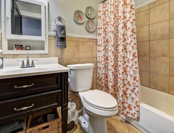 Chic Comfortable 2BR with Porch near Dilworth 3