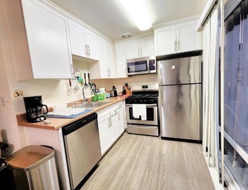 Chic & Cozy 2BR at Westpark Luxe – Complimentary Parking 3