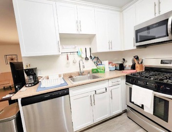 Chic & Cozy 2BR at Westpark Luxe – Complimentary Parking 5
