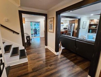 Chic Designer Getaway - Private Cul-de-Sac, Veteran-Owned 5