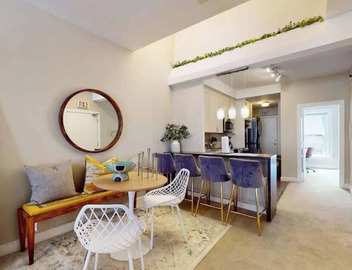 Chic River North Retreat 3