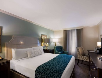 Chic & Spacious Getaway Steps from Iconic Bourbon Street Nightlife, 3 Units 2