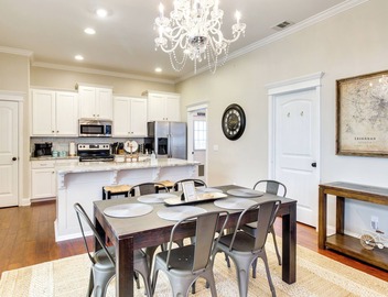 Chic Thomas Square Home in Walkable Location! 3