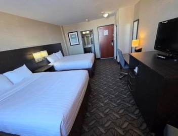 Clarion Hotel 3