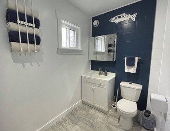 Clean & Comfortable 2BR House in Atikokan 3