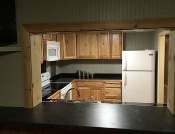 "Clean/Maintained Fully Furnished Lodging"-Yellowfin Lodge 5