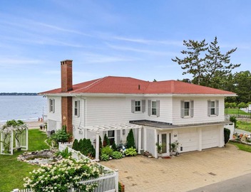 Coastal Charm Lobster Ch Teau 5