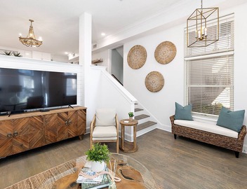 Coastal Crush: A spacious townhouse, steps from the King and Prince, and village 3