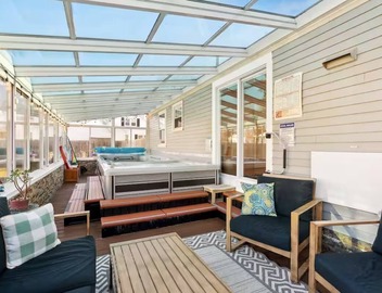 Coastal Retreat - Sauna, Hot Tub & Swim Spa - Near Beaches and Downtown Portland 5